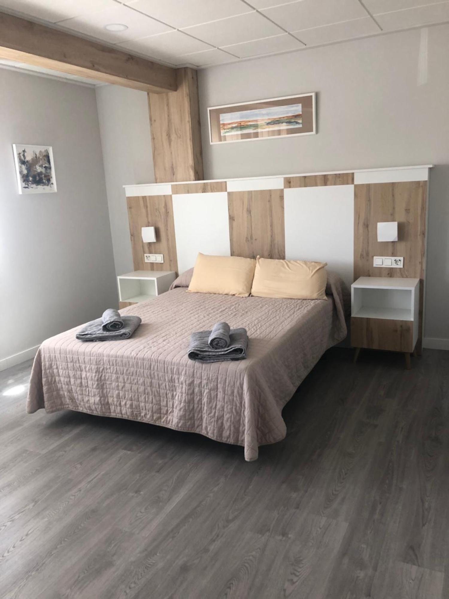Hostal La Morenica Villena Zewnętrze zdjęcie