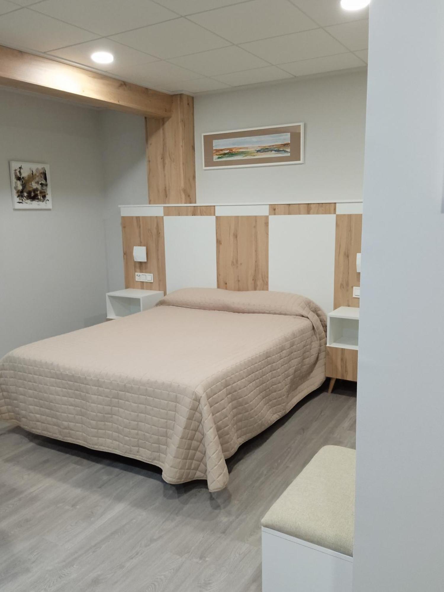 Hostal La Morenica Villena Zewnętrze zdjęcie